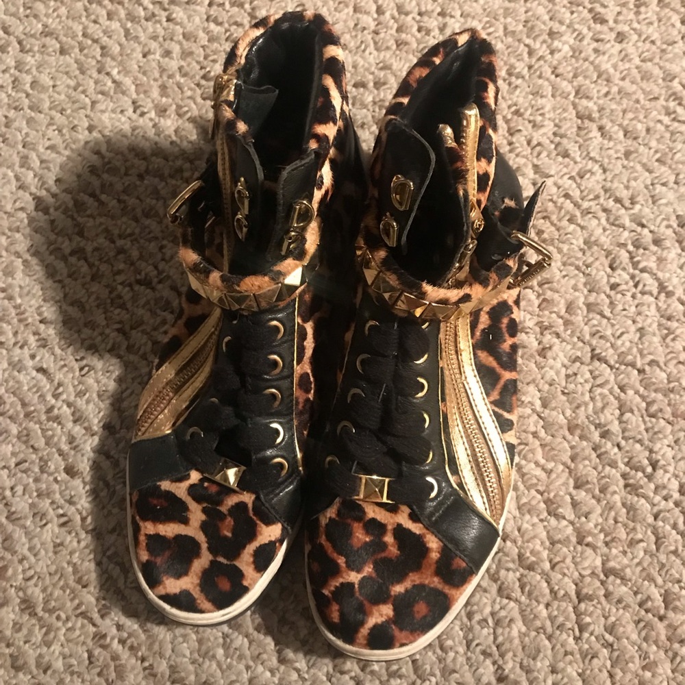 Michael Kors Leopard ❤️ Size 9 Barely used